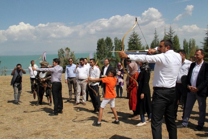 ’Okçu Dostları Beyşehir Gölü Buluşması’ etkinliği yapıldı