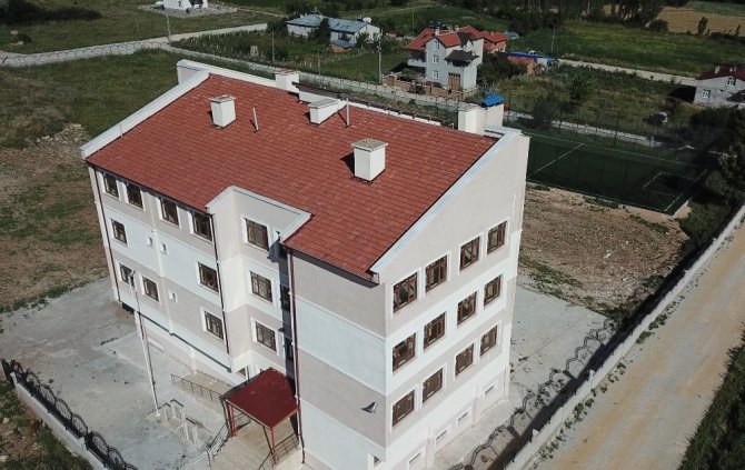 Derbent’e yeni okul kazandırıldı