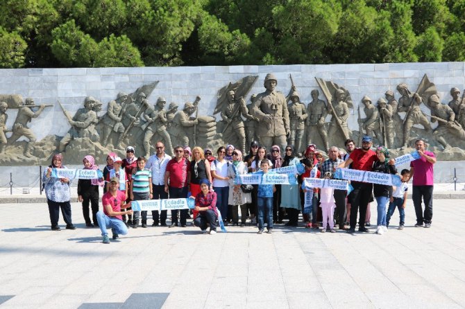 Beyşehir Belediyesi vatandaşları ecdatla buluşturmaya devam ediyor