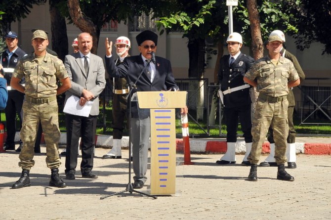 Kıbrıs Gazisinden coşkulu şiir