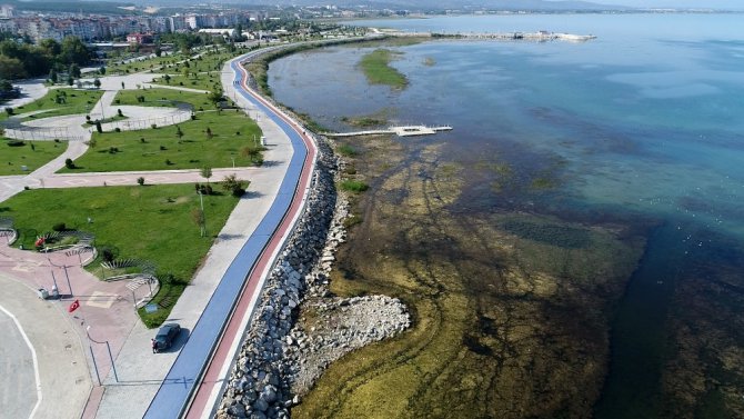 Beyşehir’de sahil bandına bisiklet ve yürüyüş yolu