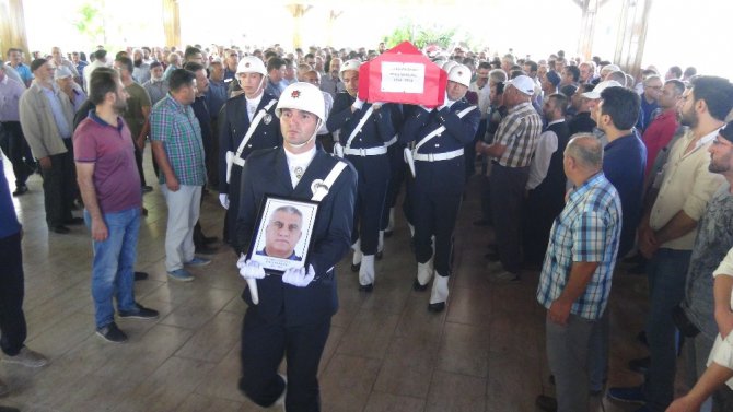 Kalp krizi sonucu hayatını kaybeden polis memleketi Aksaray’da toprağa verildi