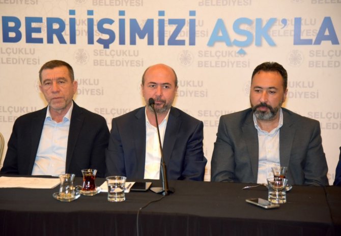 AK Parti Selçuklu’da mahalle başkanları toplandı