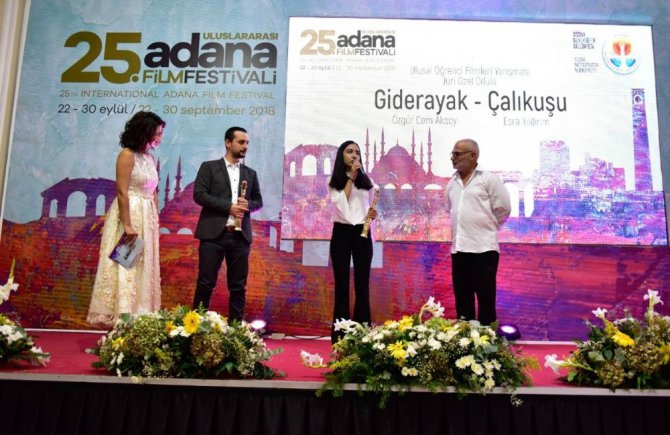 Selçuk İletişim ödülleri topladı