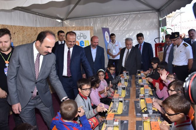 Konya Bilim Festivali meraklılarına kapılarını açtı