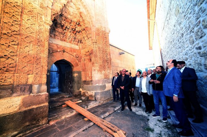 Başkan Altay: “Hizmet etmek yeni hedefler koymaktan geçiyor”