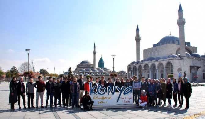 NEÜ öğrencilerine üniversite hayatına giriş dersi kapsamında Konya tanıtıldı