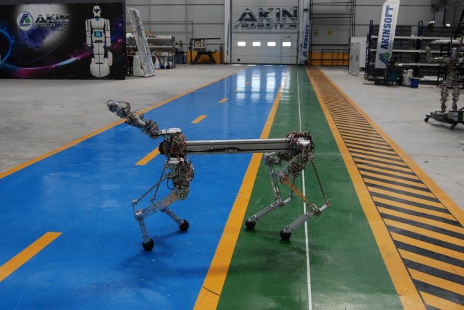 Dört ayaklı robot “ARAT” yakında piyasaya çıkıyor