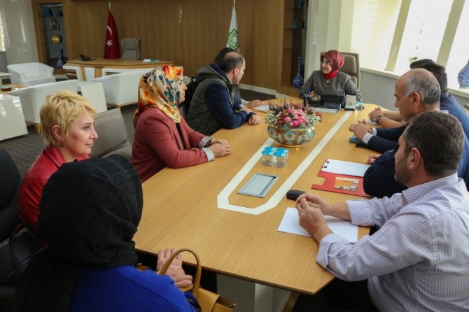 Meram’da ‘Halk Günleri Buluşmaları’na yoğun ilgi