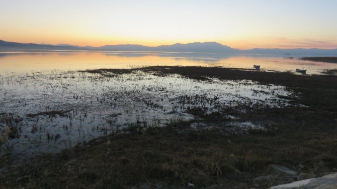 Beyşehir Gölü’nün mevcut sorunları masaya yatırıldı