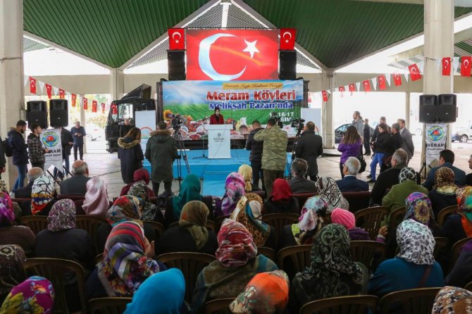 Meram’ın kadın üreticileri doğal ürünleriyle Melikşah Pazarı’nda