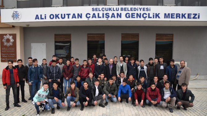 Çalışan gençlik merkezinde hizmet ağı genişliyor