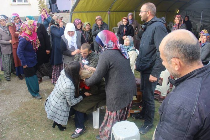 Kansere yenik düşen genç polis son yolculuğuna uğurlandı