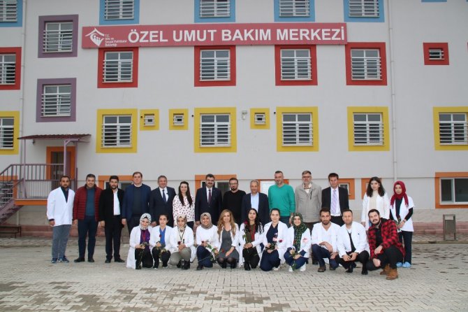 Milletvekili Erdem ve Başkan Akkaya engellileri unutmadı