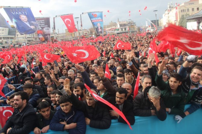 Cumhurbaşkanı Erdoğan Konya’da sevgi gösterileriyle karşılandı