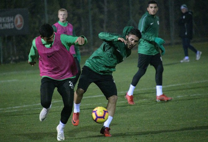 Atiker Konyaspor, Akhisarspor maçı hazırlıklarına başladı