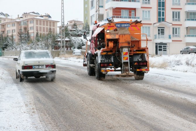 Beyşehir Belediyesinin kar mesaisi başladı