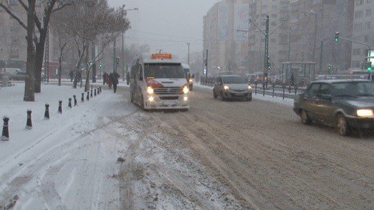 Konya’da kar yağışı etkili olmaya devam ediyor