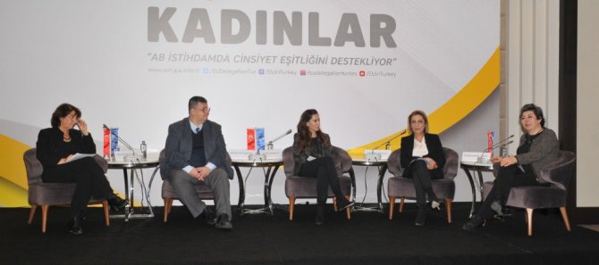 KSO’dan en fazla kadın istihdam eden sanayicilere plaket