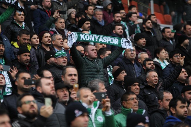 Spor Toto Süper Lig: A. Konyaspor: 1 - Antalyaspor: 0 (İlk yarı)