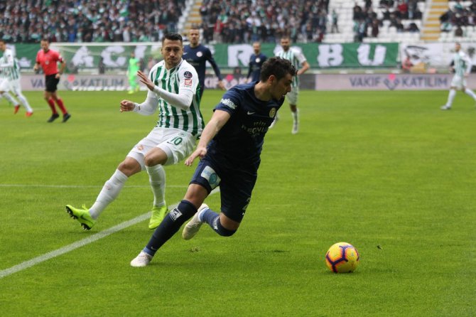 Spor Toto Süper Lig: A. Konyaspor: 1 - Antalyaspor: 0 (İlk yarı)