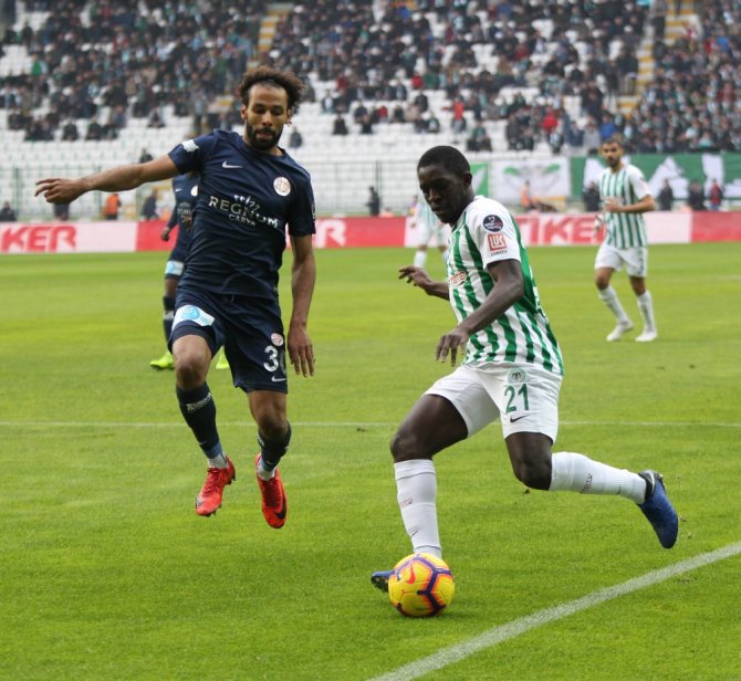 Spor Toto Süper Lig: A. Konyaspor: 1 - Antalyaspor: 0 (İlk yarı)