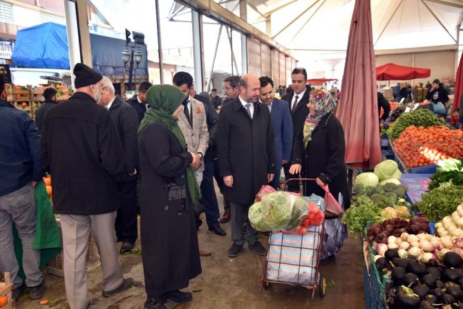 Başkan Pekyatırmacı vatandaşlarla buluşmayı sürdürüyor