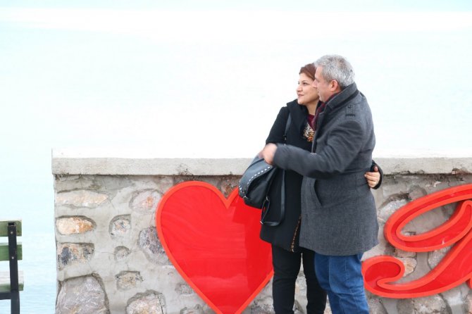 Kanser hastalığı onları aşkla birleştirdi