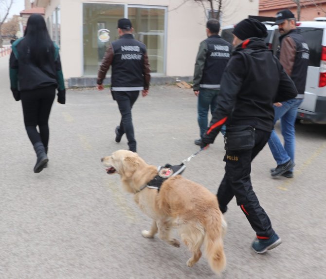 Narkotimler okul çevresinde kuş uçurtmuyor