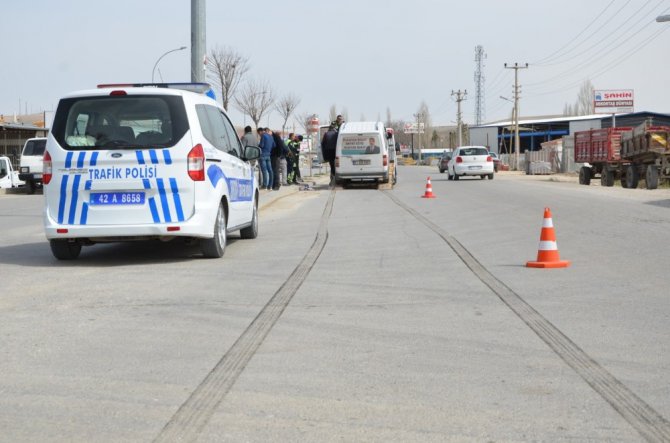 Hafif ticari aracın çarptığı bisiklet sürücüsü ağır yaralandı