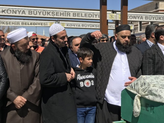 Sele kapılarak ölen gelin-kaynana son yolculuğuna uğurlandı