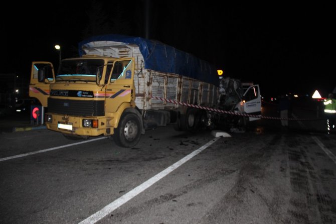 İki kişinin hayatını kaybettiği kazanın kamera görüntüleri ortaya çıktı