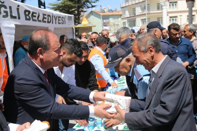 Başkan Oprukçu’dan hemşehrilerine ikram