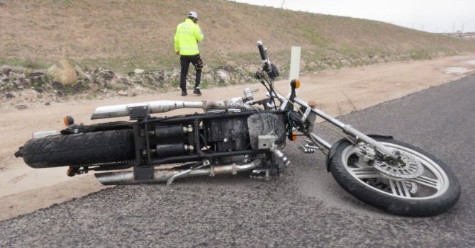 Aksaray’da motosiklet devrildi: 1 yaralı