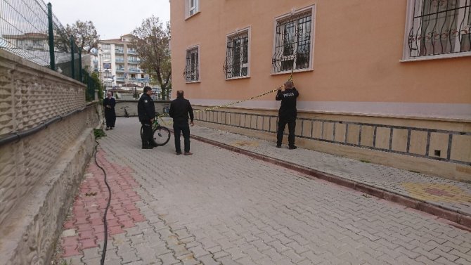 Konya’da 5. kattan düşen çocuk hayatını kaybetti