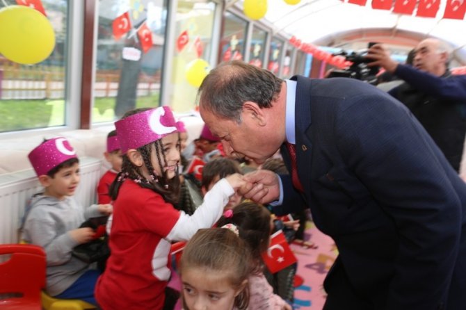 Başkan Oprukçu’dan belediye kreşine ziyaret