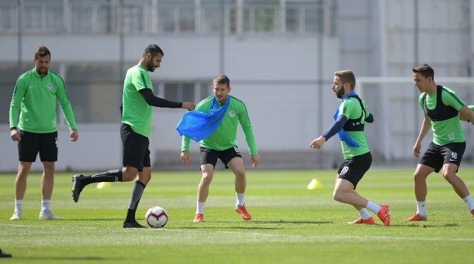 A. Konyaspor, Galatasaray maçı hazırlıklarını sürdürüyor