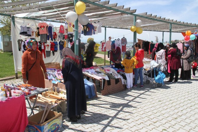 Beyşehir’de El Emeği Kadınlar Pazarı kuruldu