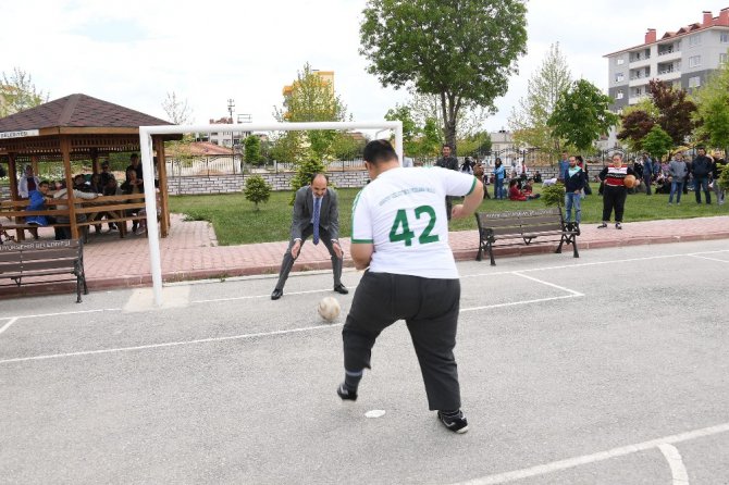 Başkan Altay, özel çocuklarla buluştu