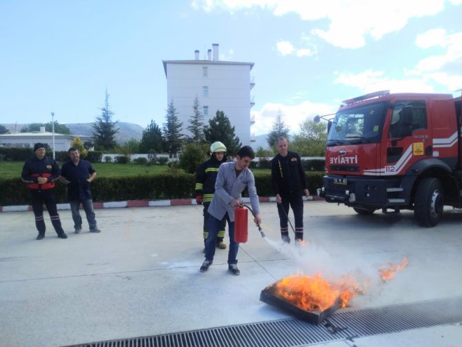 Beyşehir’de öğrenci yurdunda yangın tatbikatı