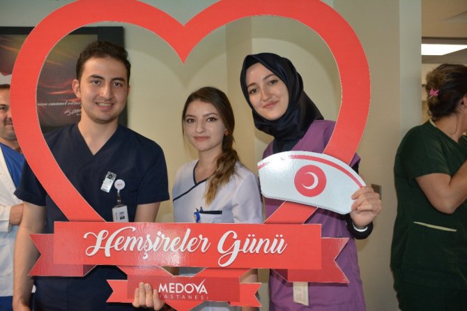 Medova Hastanesinde Hemşireler Haftası kutlandı