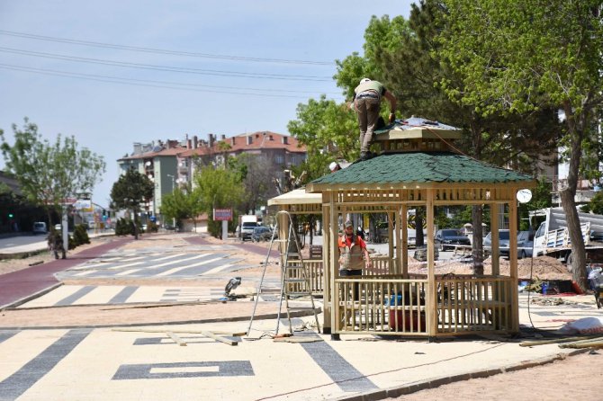 Aksaray Belediyesi parklarda peyzaj ve yenileme çalışmalarına hız verdi