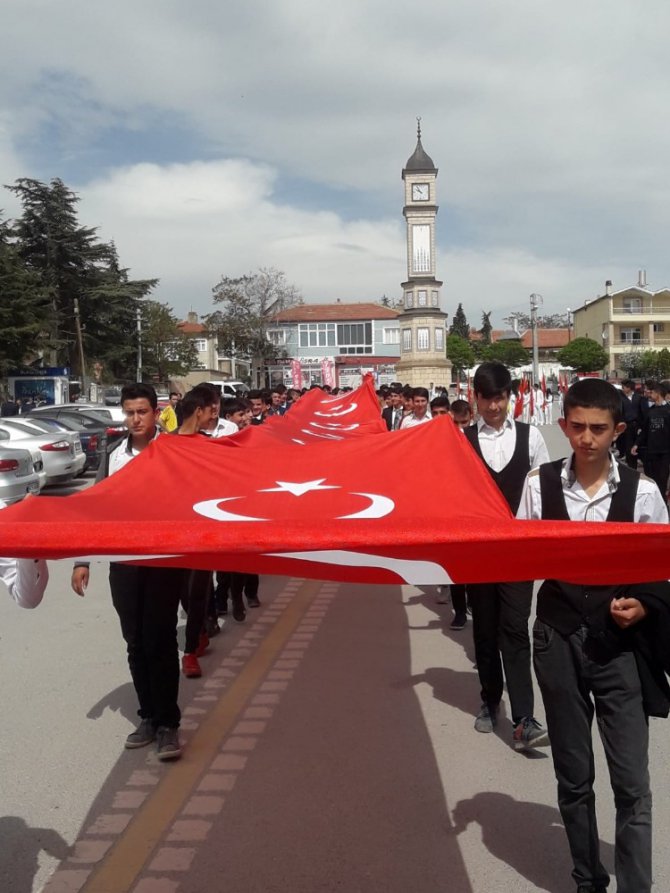 Yunak’ta Gençlik Haftası coşkusu