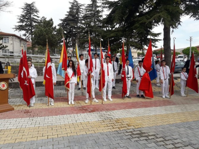 Yunak’ta Gençlik Haftası coşkusu