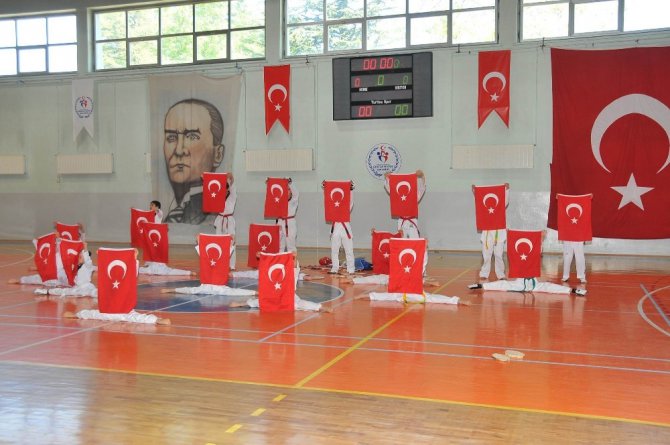 Akşehir’de 19 Mayıs kutlamaları