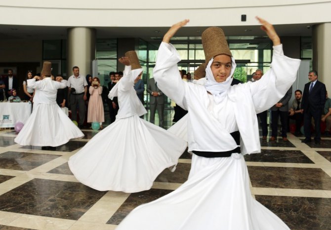 KTO Karatay’da özel öğrencilerden el emeği ürünler sergisi