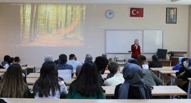 KTO Karatay’da “Bir Hakk Aşığı Ladikli Ahmet Hüdai” söyleşisi