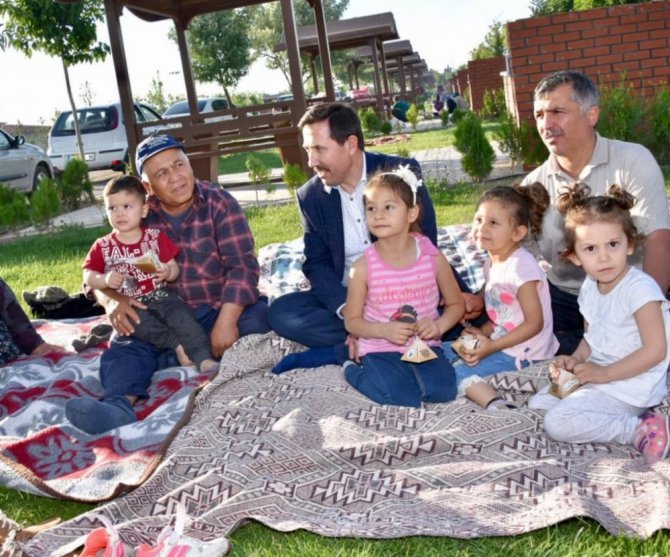 Başkan Kılca, Karaaslan Piknik Bahçesinde vatandaşlarla buluştu