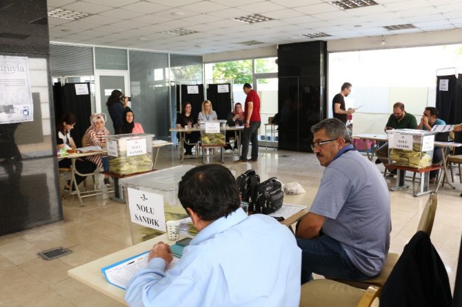 Konya SMMMO Başkanı Özselek güven tazeledi