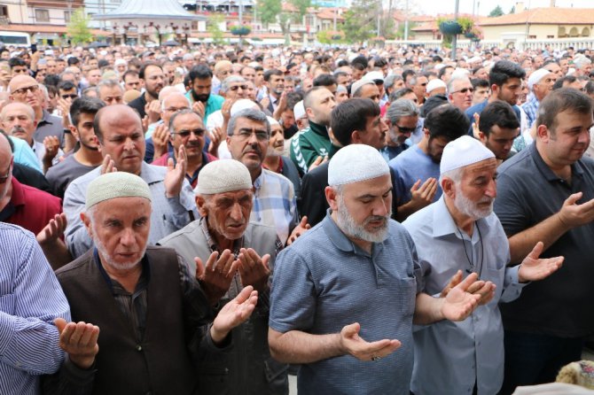 Konya’da Mursi için gıyabi cenaze namazı kılındı